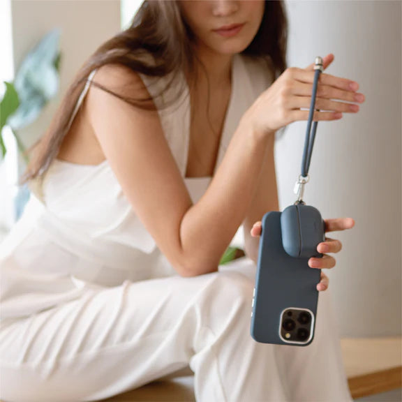 UNIQ COEHL HAVEN case for AIRPODS