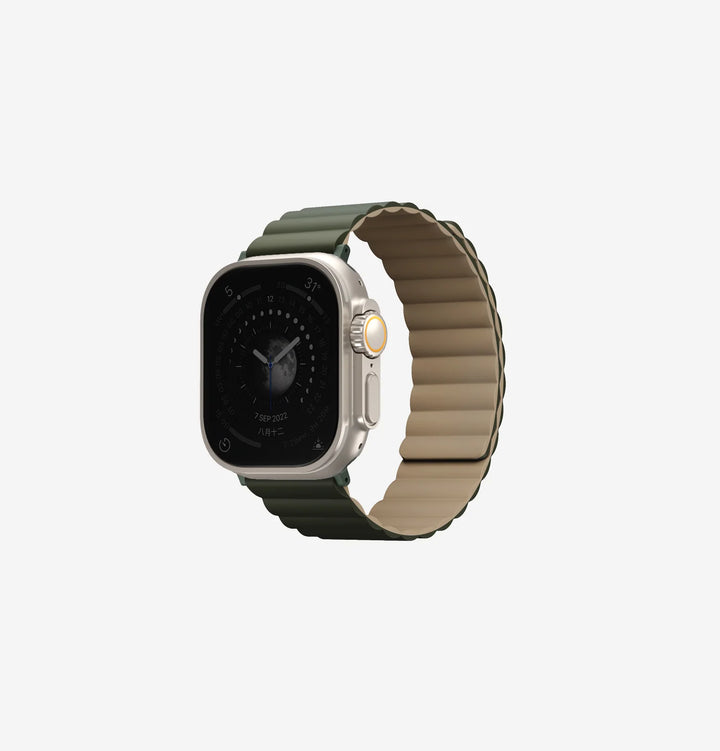 UNIQ REVIX REVERSIBLE MAGNETIC APPLE WATCH STRAP